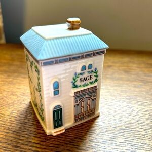 v i n t a g e :: 1989 The Lenox Spice Village  | SAGE House